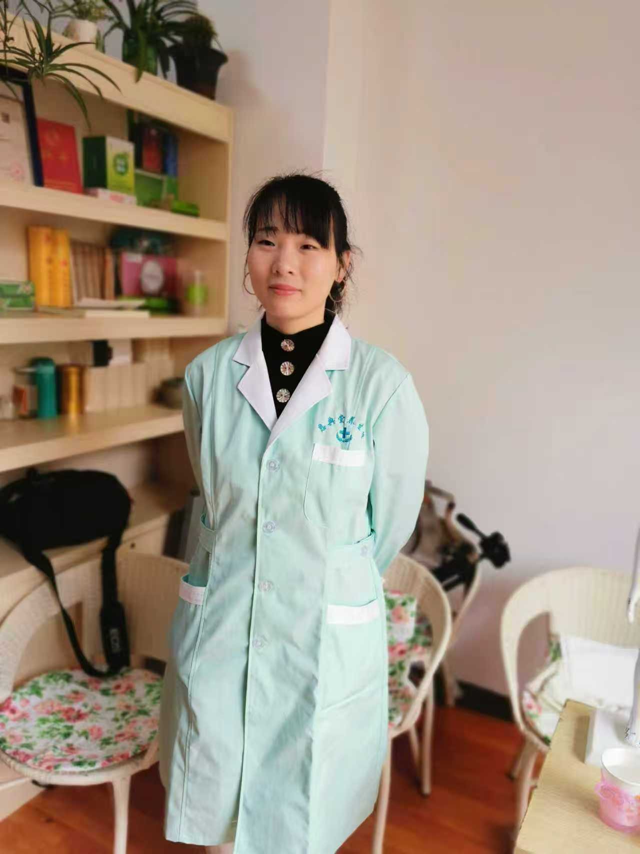 赵月月